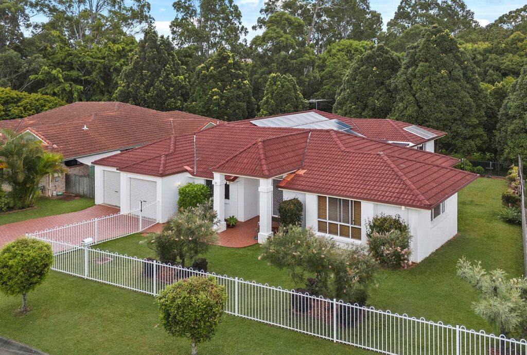 Bridgeman Downs, 4035